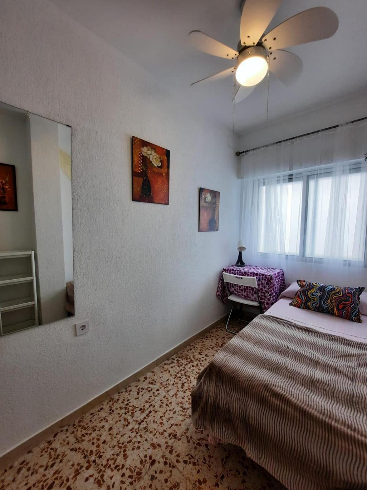 Habitaciones En Mi Piso Del Centro De Huelva Bagian luar foto