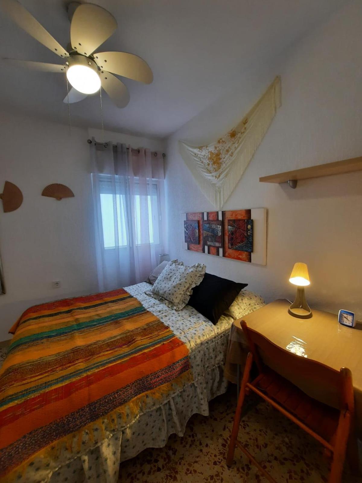 Habitaciones En Mi Piso Del Centro De Huelva Bagian luar foto
