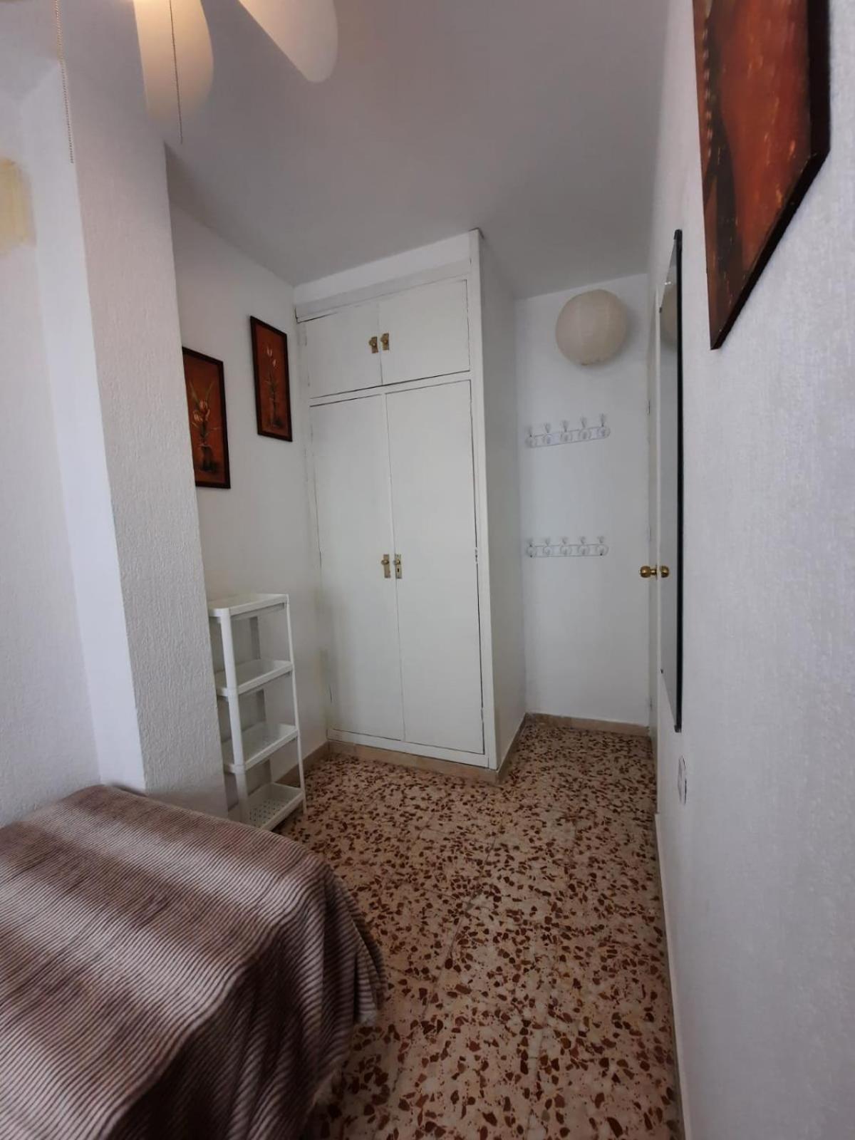 Habitaciones En Mi Piso Del Centro De Huelva Bagian luar foto