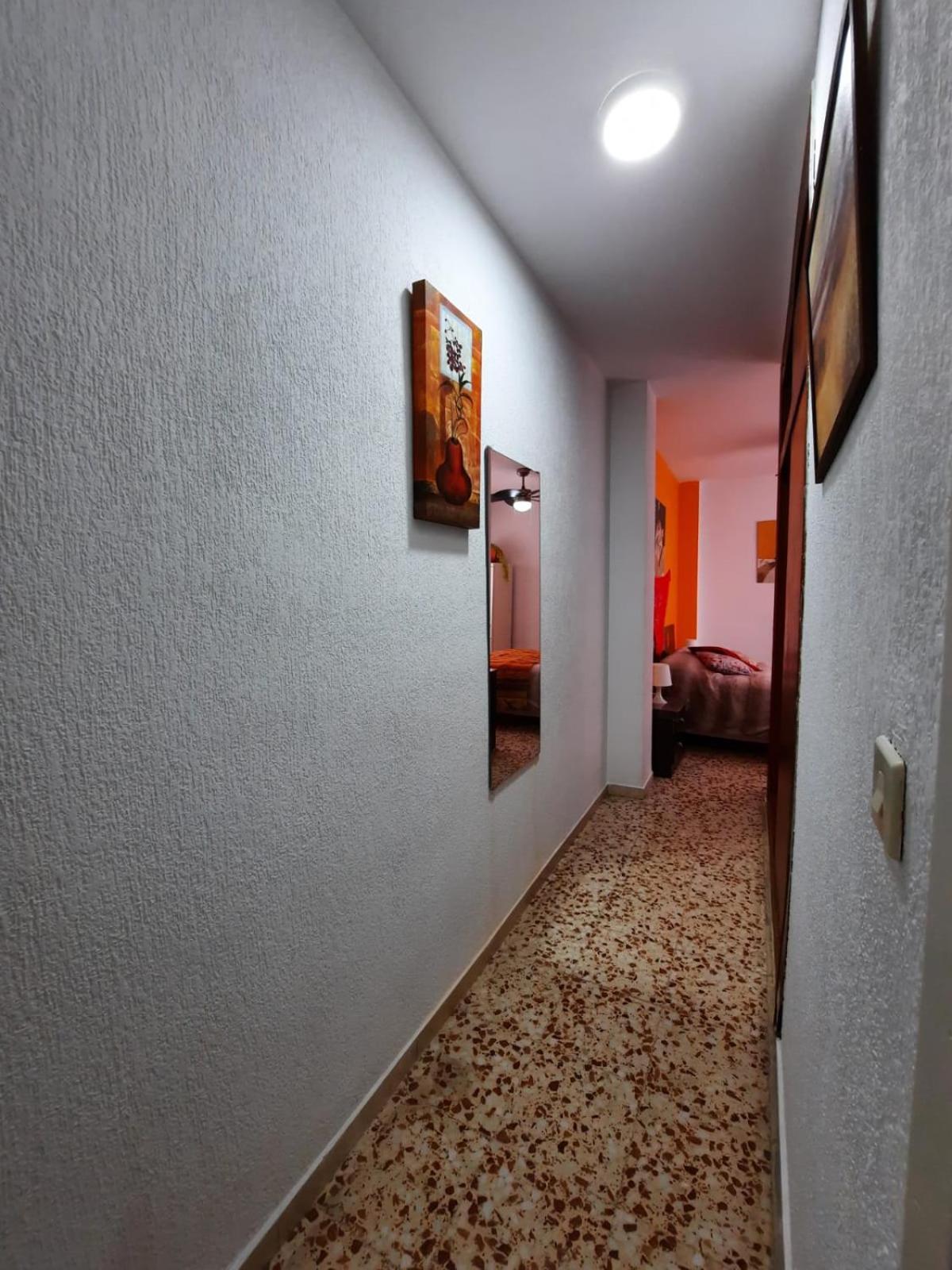 Habitaciones En Mi Piso Del Centro De Huelva Bagian luar foto
